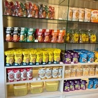 เจ๊หงษ์มะม่วงแช่อิ่ม Ta-Kra Fruit Cafe