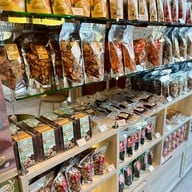 เจ๊หงษ์มะม่วงแช่อิ่ม Ta-Kra Fruit Cafe