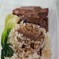 ตั้งใจย่าง ถนนจันทน์