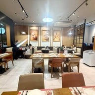 บรรยากาศ Hong Bao เดอะเรส แอเรีย ประชาชื่น