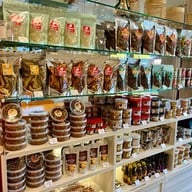 เจ๊หงษ์มะม่วงแช่อิ่ม Ta-Kra Fruit Cafe