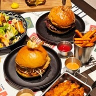THE QUAD, PASTAIO,MEATHEAD,GREENHOUSE ,CUPPING  Pizza & Pasta,Burger,Noodle & Congee, Coffee & Bakery นานา