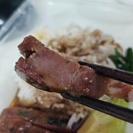 ตั้งใจย่าง ถนนจันทน์