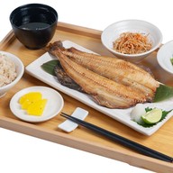 FitFish ปลาย่าง อาหารคลีน (Healthy Grilled Bento) สุขุมวิท 46