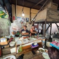 ครัวเตาถ่าน บ้านป้าศรีรัตน์