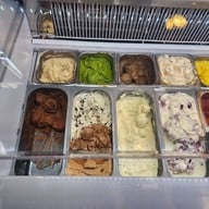 เมนูของร้าน JingJing Ice-cream Bar and Cafe