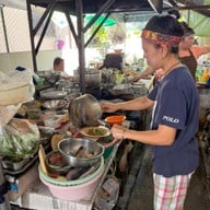 ครัวเตาถ่าน บ้านป้าศรีรัตน์