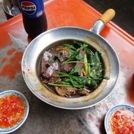 ก๋วยเตี๋ยวเป็ดหม้อ สะพานเหลือง สาขา 1