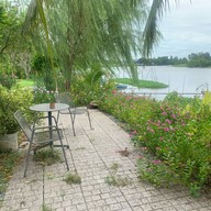 บ้านสุมลคาเฟ่ -