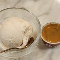 เมนูของร้าน JingJing Ice-cream Bar and Cafe