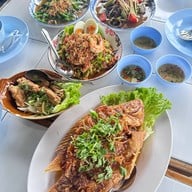 เรณู ครัวริมคลอง ธรรมศาสตร์รังสิต