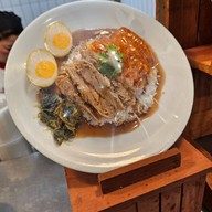 เมนูของร้าน ขาหมูนายชิน สระบุรี