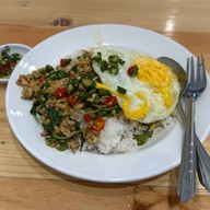 เมนูของร้าน ข้าวแกงลุงแว่น