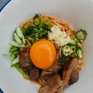 Feng Zhu เฟิงจู-หมูเจริญ เกี๊ยวซ่าหน้าเปิด