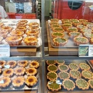 เมนูของร้าน yolk