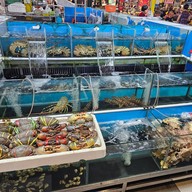 เมนูของร้าน ดาตะวันซีฟู้ด ตลาดสดธนบุรี