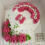 กินเค้กกันน  (เบเกอรี่&น้ำ)