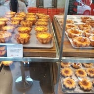 เมนูของร้าน yolk