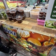 กะเสาะผลไม้สดประชาชื่น