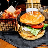 เมนูของร้าน CALM Grill, Garden & Guinguette CALM