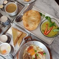 เมนูของร้าน โกปี๊เฮี้ยะไถ่กี่ เสาชิงช้า