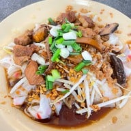 เมนูของร้าน ก๋วยเตี๋ยวหลอดพรชัยเยาวราช