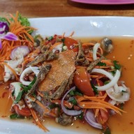 จ๊ะนาเดียร์อุดรตำแหลก อุดรตำแหลก