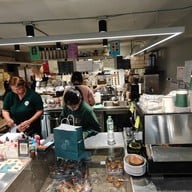 Entree Coffee & Brunch บางรัก