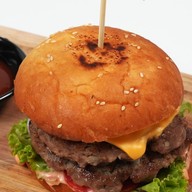 Burbrit Burger & Pizza (Phra Khanong BTS) Phra Khanong BTS