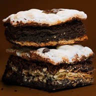 Rudo ถนนเชื้อเพลิง