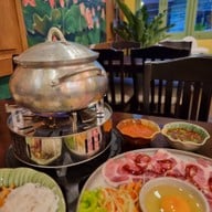 หอมรัญจวน อาหารไทย-เวียดนาม บางรัก