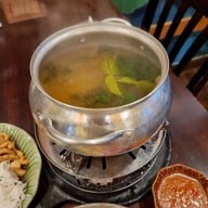 หอมรัญจวน อาหารไทย-เวียดนาม บางรัก