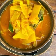 คีรีธารา