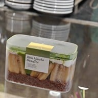 Entree Coffee & Brunch บางรัก