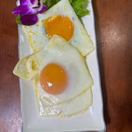 จ๊ะนาเดียร์อุดรตำแหลก อุดรตำแหลก