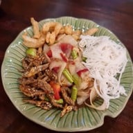 หอมรัญจวน อาหารไทย-เวียดนาม บางรัก