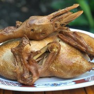 สวนร้อยร่อง เป็ดพะโล้เฮียเป๋ สมุทรปราการ