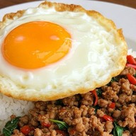 กะเพราแท้ตามสั่ง