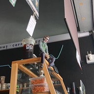 ดีด หน้าเมรุ coffee หน้าเมรุวัดคูยาง