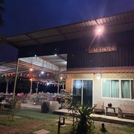 ครัวบ้านทุ่ง สถานี บ้านนาขวาง(ผัดไทย,หอยทอด,ข้าว,ยำ,ตำ,เตี๋ยว)