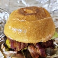 Barney's Burger Joint อารีย์