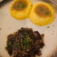 Goodie Steak วุฒากาศ