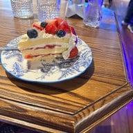 เมนูของร้าน A fox princess kitchen Paragon