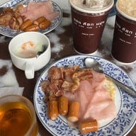 On Lok Yun (ออน ล๊อก หยุ่น)