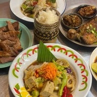ชู้ลาว ชู้รส Chulaos Churos ดุสิต