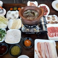 ข้าวต้ม หมูจุ่ม ช้างน้อย แม่ริม