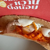 เมนูของร้าน ขนมเบื้องหวานผึ้งน้อย ตลาดสดธนบุรี