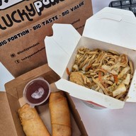 Lucky Panda (American Chinese Eatery) อโศก