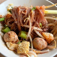 เมนูของร้าน ป้าพัดก๋วยเตี๋ยวเรือ