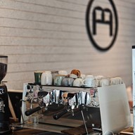 Tang Café ตั่งคาเฟ่